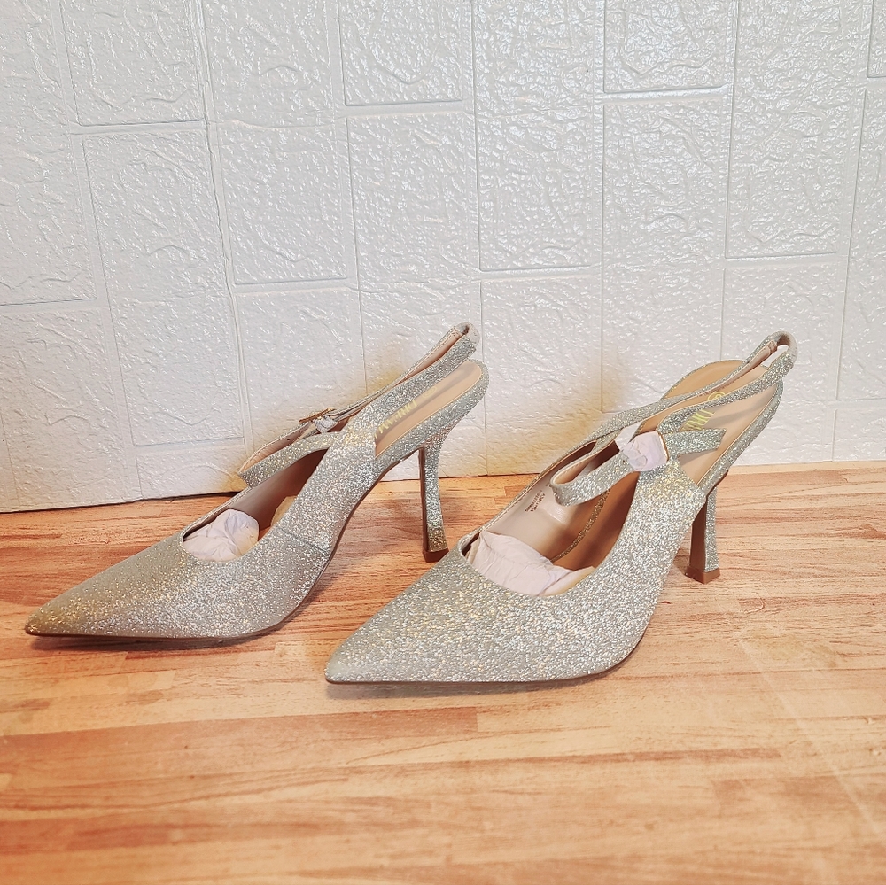DREAM PAIRS Women’s High Heels Closed Toe Stiletto Pointed Toe SIZE 8 Shoes